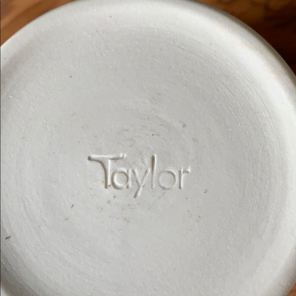 HOST PICK!!!!! Artisan Taylor Ceramics Teacups (2) - Picture 5 of 6